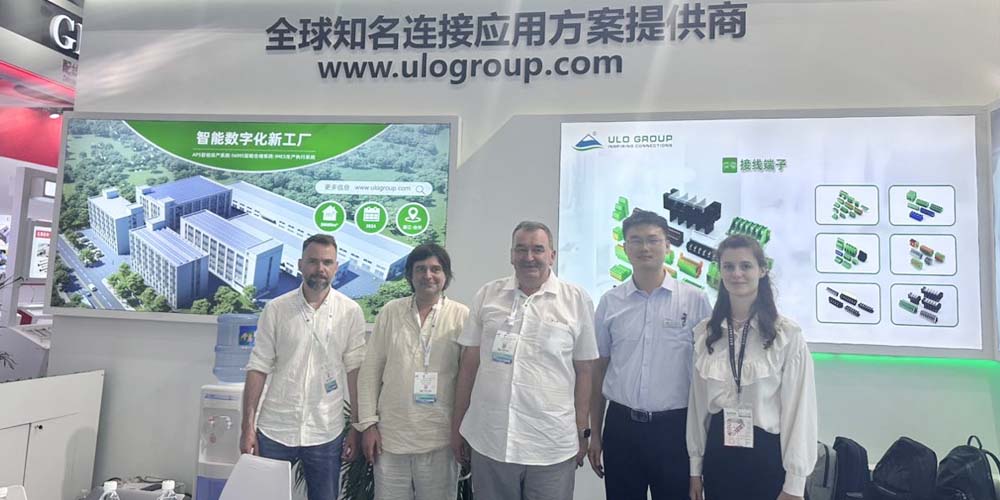 jason-blackeye-nyL-rzwP-Mk-unsplash.png 圖片